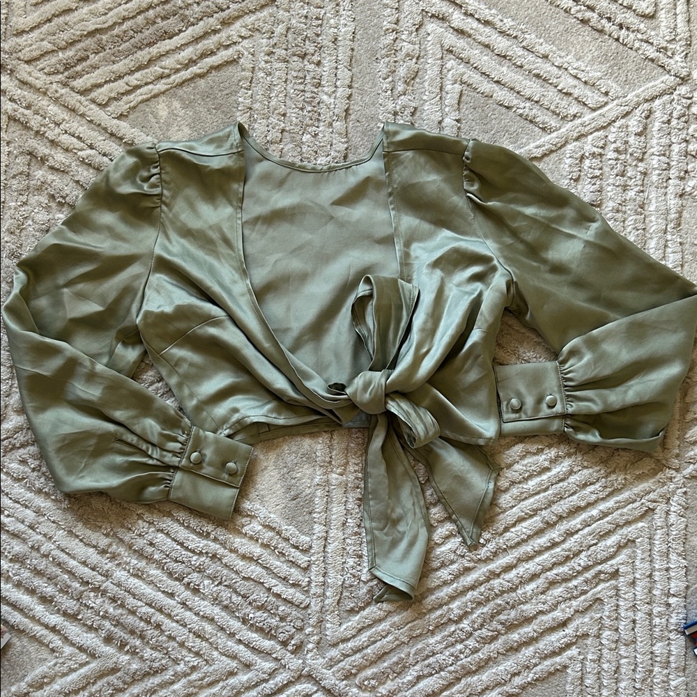 Whimsy+Row Green Women's Tie-Front Blouse